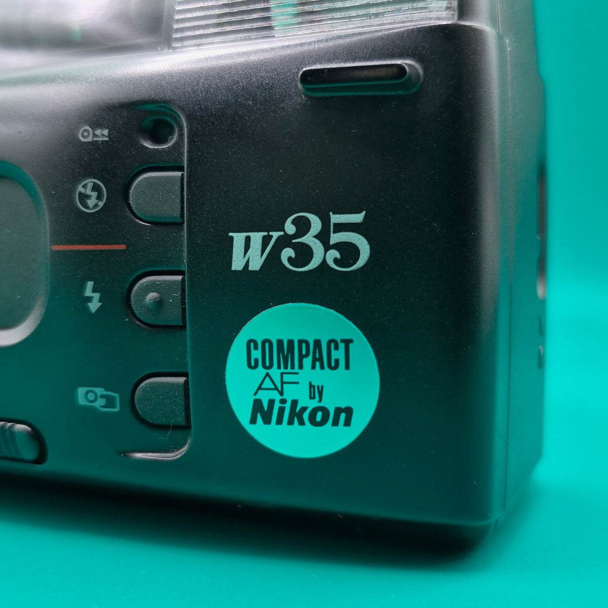 Nikon W35